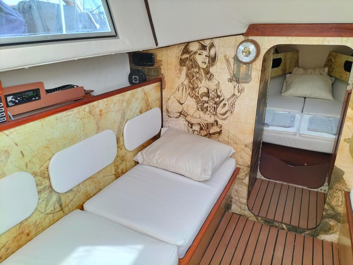 Canarian Pirat Arrecife  Exterior photo